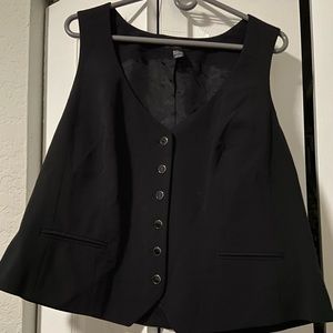 Woman’s vest Alfany,  16 wide, black,